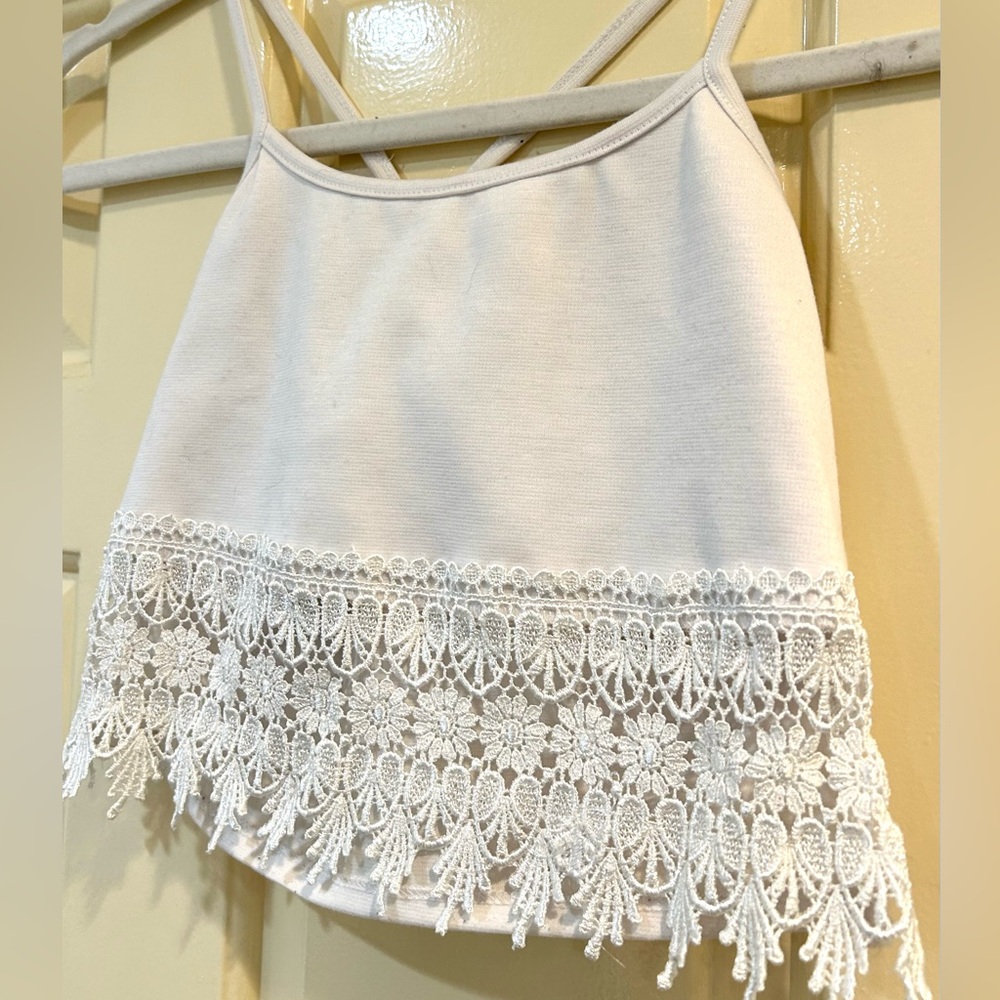 Tobi lace trim crop top